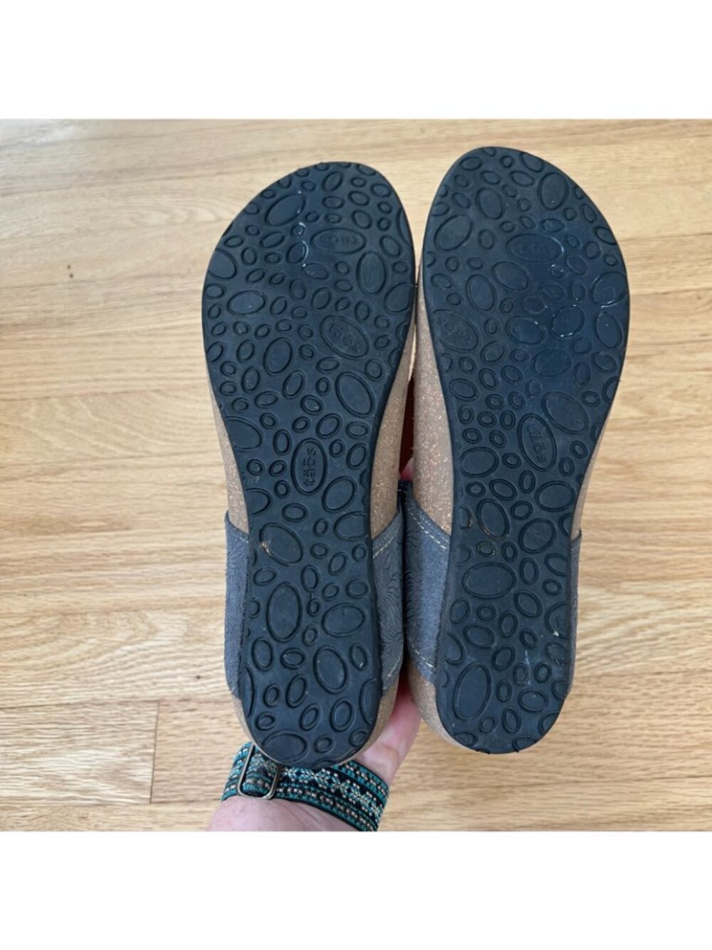 Taos Lucy Embossed Suede Leather Thong Sandals Blue Women Size EU 41 US 10-10.5 - Picture 10 of 10
